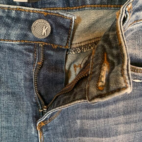 Kut from the Kloth | Dark Wash Reese Straight Ankle Denim Size 2 - Picture 5 of 8